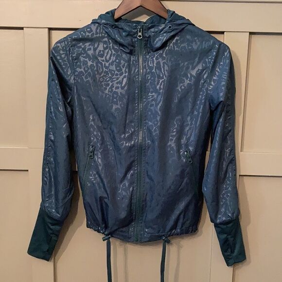 ZYIA Activewear Jade Green Animal Print Bomber Jacket Size XXS - Picture 2 of 9